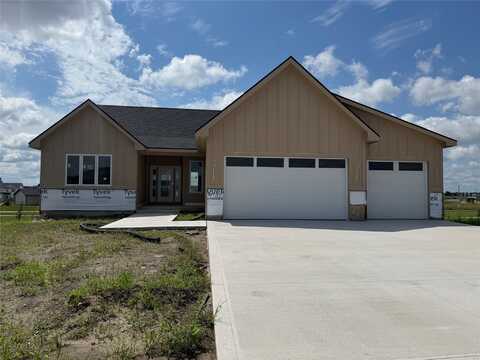 830 NW Sandy Hollow Circle, Waukee, IA 50263