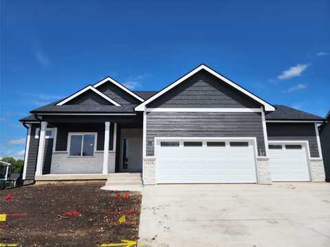 2316 N 8th Street, Indianola, IA 50125