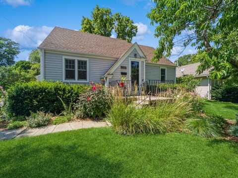 4006 69th Street, Urbandale, IA 50322