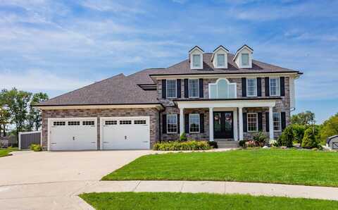 726 Stonegate Court SW, Altoona, IA 50009