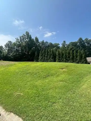 000 MADISON AVE, Danville, VA 24540