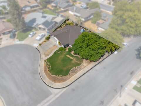 2320 Walton Avenue, Sanger, CA 93657