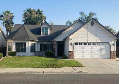 2960 Christopher Drive E, Fresno, CA 93720