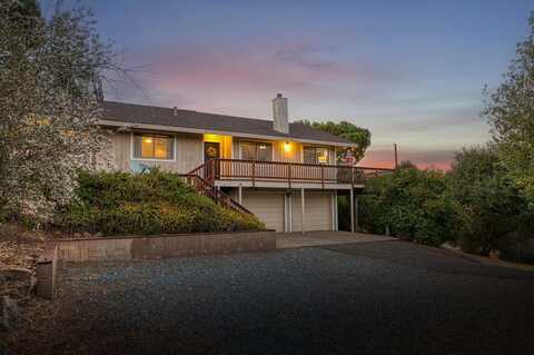 46688 Eastwood Drive, Oakhurst, CA 93644