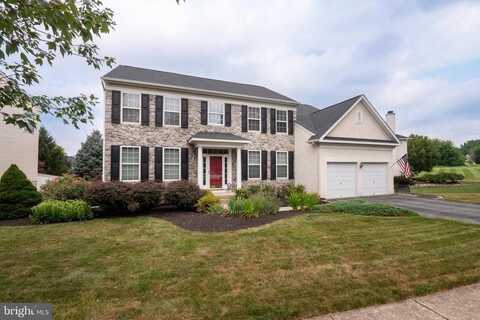 5901 JOHN FRIES DRIVE, MACUNGIE, PA 18062