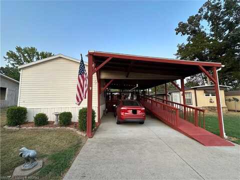1526 Lincoln TR, Van Buren, AR 72956