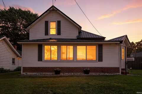 216 N Riley Street, Kendallville, IN 46755