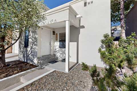 832 KNOX Court NE, Albuquerque, NM 87123