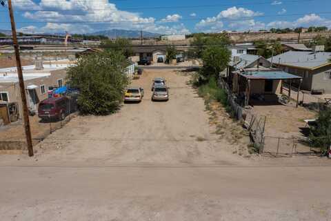 1113 High Street SE, Albuquerque, NM 87102