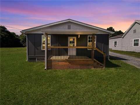 153 Martin Luther King Drive, Adairsville, GA 30103