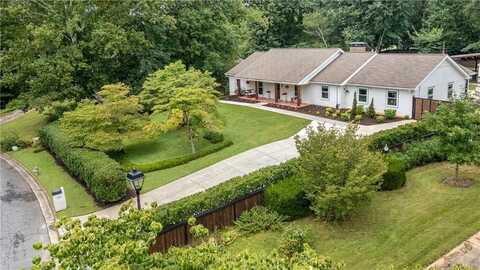 195 Thistlewood Lane, Roswell, GA 30075