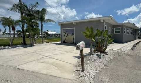 3827 Coconut Drive, Saint James City, FL 33956