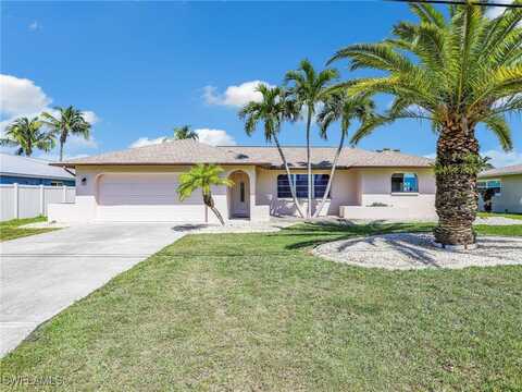 1121 SE 23rd Terrace, Cape Coral, FL 33990