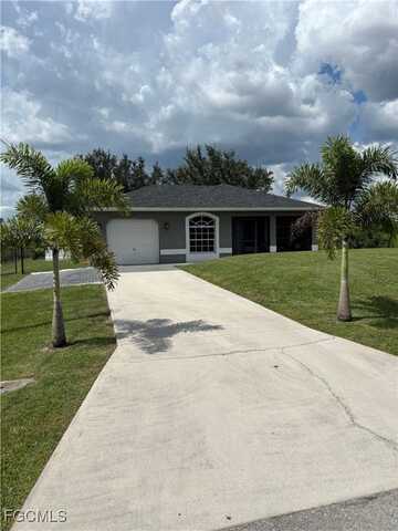829 Wolverine Street E, Lehigh Acres, FL 33974