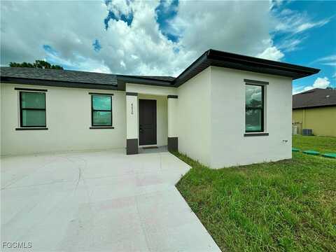 4518 29th Street SW, Lehigh Acres, FL 33973