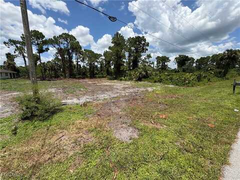 3734 Kemper Street, Fort Myers, FL 33905