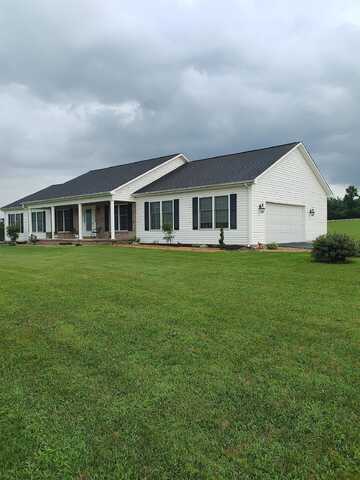 112 GUERNSEY LN, STAUNTON, VA 24401