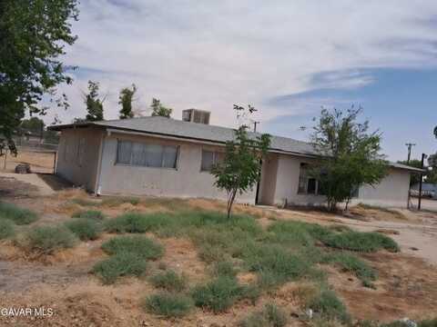 16657 Foothill Avenue, North Edwards, CA 93523
