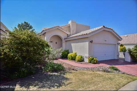 1560 Via Appia Street, El Paso, TX 79912