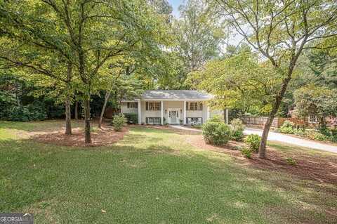 9830 La View, Roswell, GA 30075