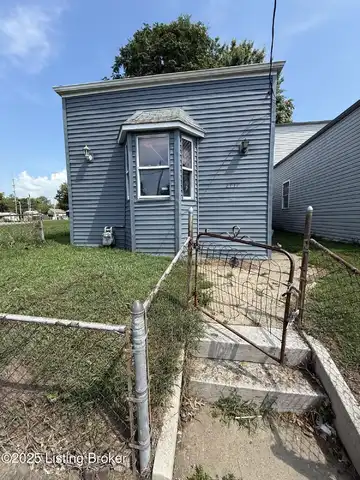 2117 Duncan St, Louisville, KY 40212