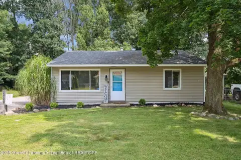 3455 Acacia Boulevard, Jackson, MI 49203