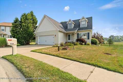 754 Pinegate Drive, Fowlerville, MI 48836