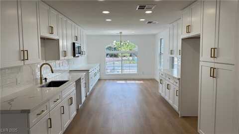 5239 Treasure Avenue, Las Vegas, NV 89122