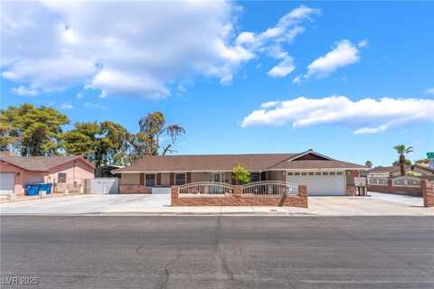 4590 E Saint Louis Avenue, Las Vegas, NV 89104