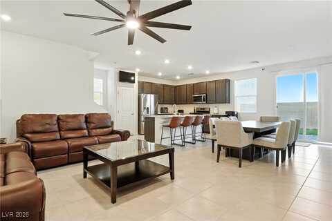 10106 Queens Pearl Street, Las Vegas, NV 89141