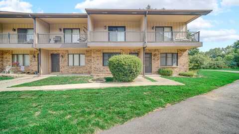 904 Jordan Circle, Schererville, IN 46375