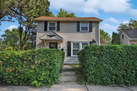 405 Institute Street, Valparaiso, IN 46383