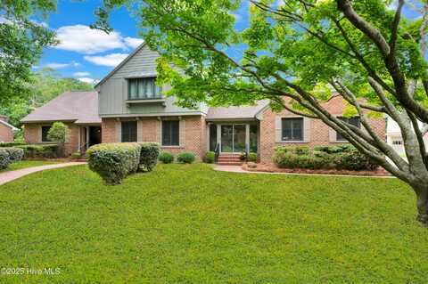 204 Williamsburg Drive, Greenville, NC 27858