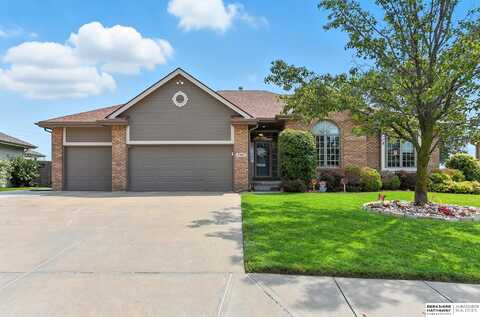 7401 S 186th Street, Omaha, NE 68136