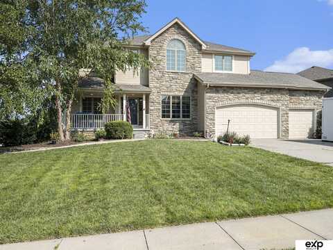 2231 Crystal Creek Drive, Papillion, NE 68046