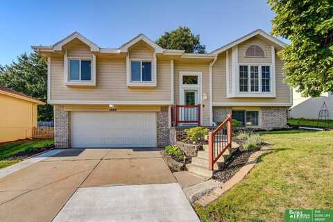 12919 Himebaugh Avenue, Omaha, NE 68164