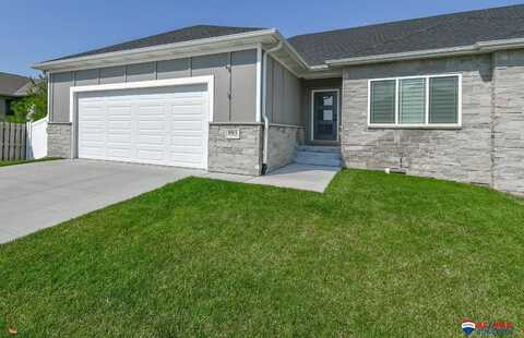 8915 S 75th Street, Lincoln, NE 68516