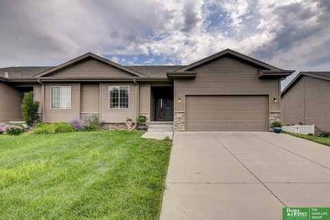 2912 Lakeside Drive, Plattsmouth, NE 68048