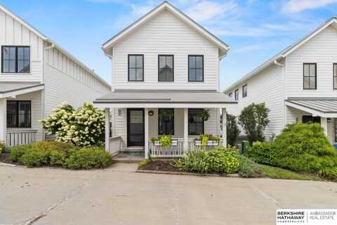 708 Lucia Plaza, Omaha, NE 68108