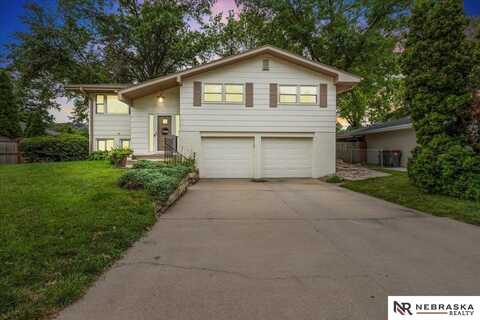 3911 Spruce Street, Lincoln, NE 68516