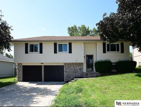 13715 Edna Street, Omaha, NE 68138