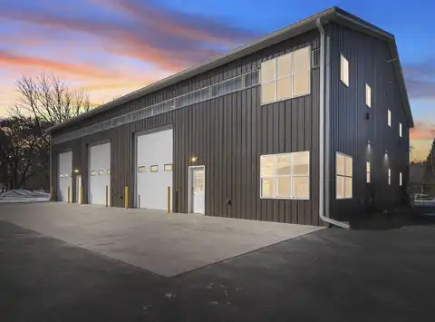 480 W Parkdale Avenue, Manistee, MI 49660