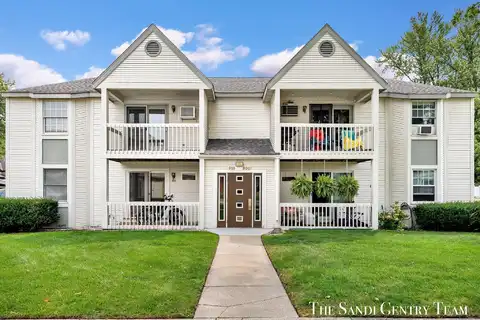 930 Columbus Avenue, Grand Haven, MI 49417