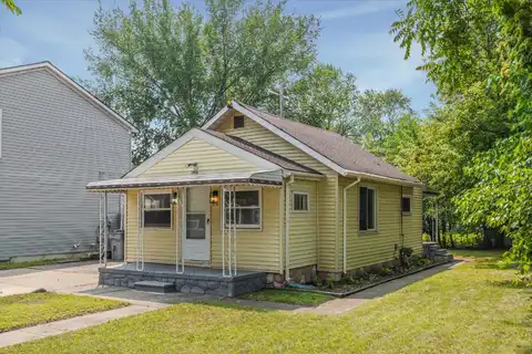 1210 E Bernhard Avenue, Hazel Park, MI 48030