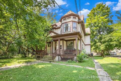922 S Park Street, Kalamazoo, MI 49001