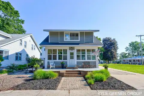 2245 Auburn Avenue, Holland, MI 49424