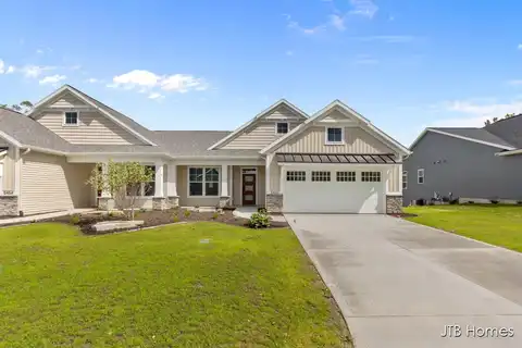 5460 Albright Avenue SW, Grandville, MI 49418