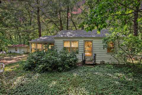 1784 39th Street, Allegan, MI 49010