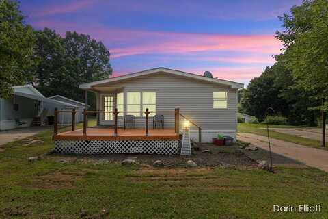 1133 Yeomans Street, Ionia, MI 48846