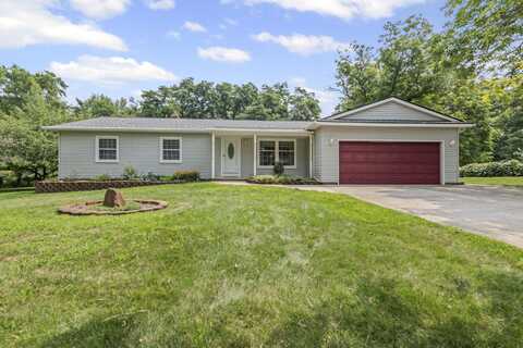 9363 Silverside Drive, South Lyon, MI 48178